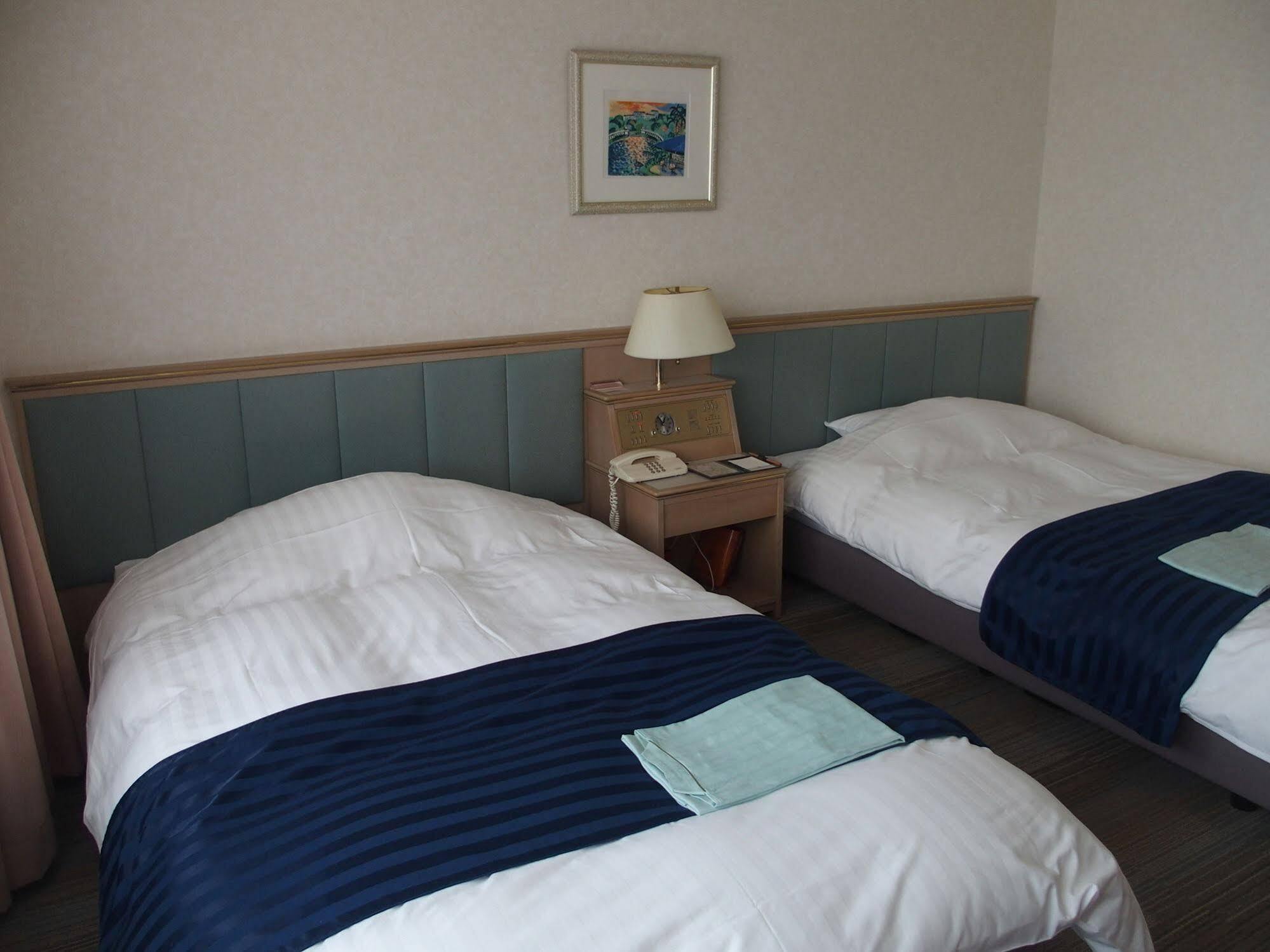 Hotel Livemax Budget Kagoshima Zewnętrze zdjęcie
